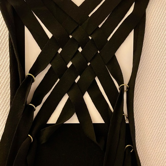 Agatha Brown Elegant Black Backless Dress - Picture 2 of 8